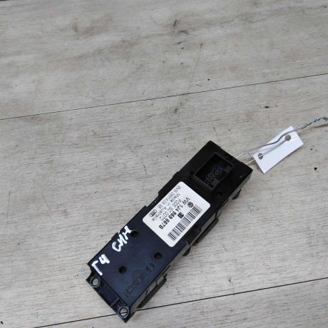 blok-upravleniia-steklopodieemnikami-volkswagen-golf-4-art-18127-big-1