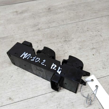 blok-upravleniia-steklopodieemnikami-mitsubishi-lancer-10-art-18423-big-2