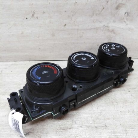 blok-upravleniia-peckoi-mitsubishi-lancer-10-art-18437-big-1