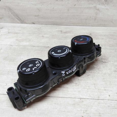 blok-upravleniia-peckoi-mitsubishi-lancer-10-art-18437-big-2