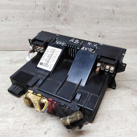 blok-upravleniia-klimat-kontrolem-peckoi-audi-a8-d2-art-18483-big-3