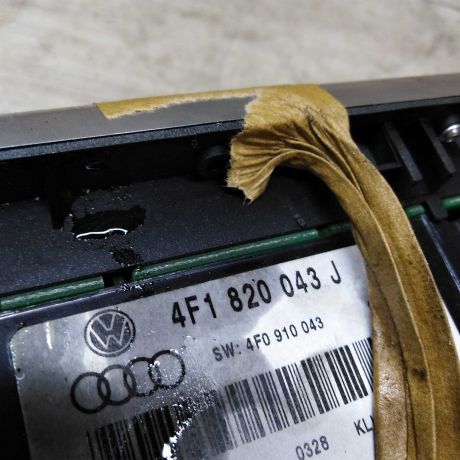 blok-upravleniia-klimaticeskoi-sistemoi-peckoi-audi-a6-c6-art-21345-big-3
