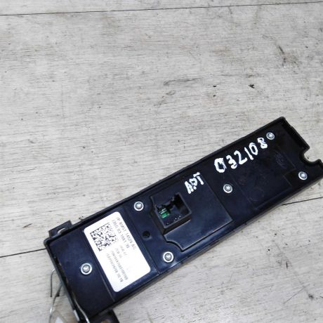 blok-upravleniia-steklopodieemnikami-ford-focus-2-restailing-2010-g-kupe-art-21500-big-1