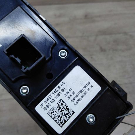 blok-upravleniia-steklopodieemnikami-ford-focus-2-restailing-2010-g-kupe-art-21500-big-2