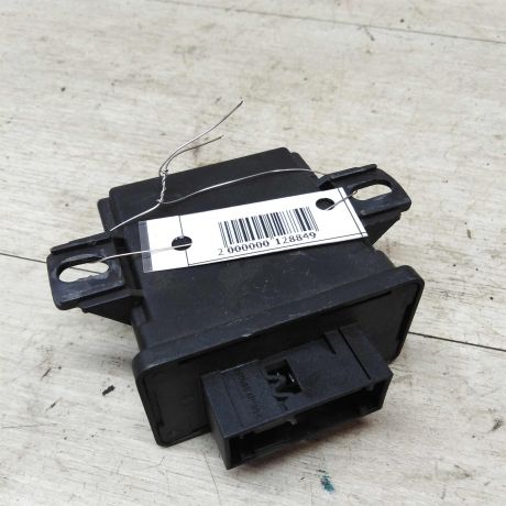 blok-upravleniia-svetom-volkswagen-passat-b6-art-22013-big-1