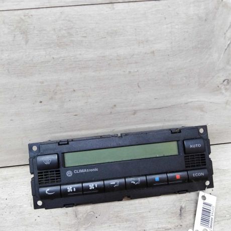 blok-upravleniia-klimatom-volkswagen-bora-art-22989-big-0