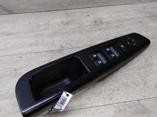 blok-upravleniia-steklopodieemnikami-kia-ceed-art-23429