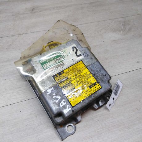 blok-upravleniia-poduska-bezopasnosti-airbag-toyota-rav4-art-24497-big-0