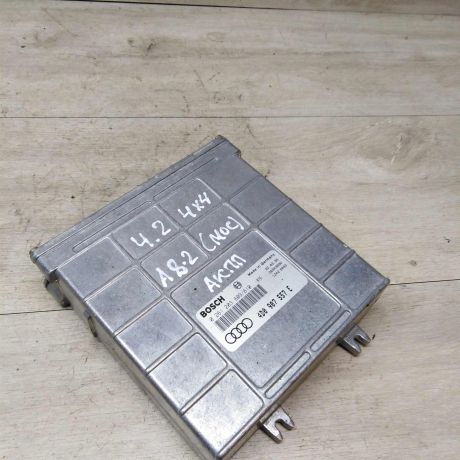 ebu-audi-a8-d2-42-art-24783-big-0