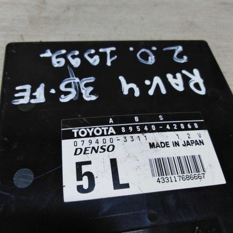 blok-upravleniia-abs-toyota-rav4-art-24788-big-1
