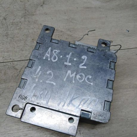 blok-upravleniia-airbag-poduskami-bezopasnosti-audi-a8-d2-art-24963-big-1