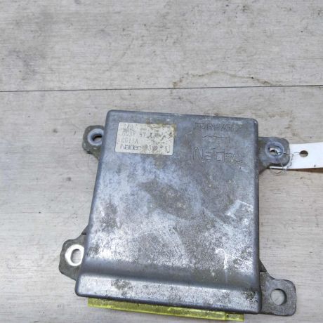 blok-upravleniia-airbag-poduskami-bezopasnosti-mazda-626-art-26879-big-0