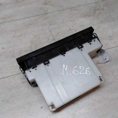blok-upravleniia-peckoi-i-kondicionerom-mazda-626-art-26938-big-3