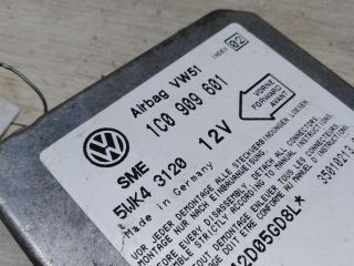 blok-upravleniia-poduskami-bezopasnosti-airbag-skoda-octavia-tour-art-27827