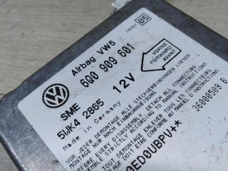 blok-upravleniia-poduskami-bezopasnosti-airbag-skoda-octavia-tour-art-27828