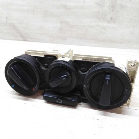 blok-upravleniia-peckoi-skoda-octavia-tour-art-27831-big-0