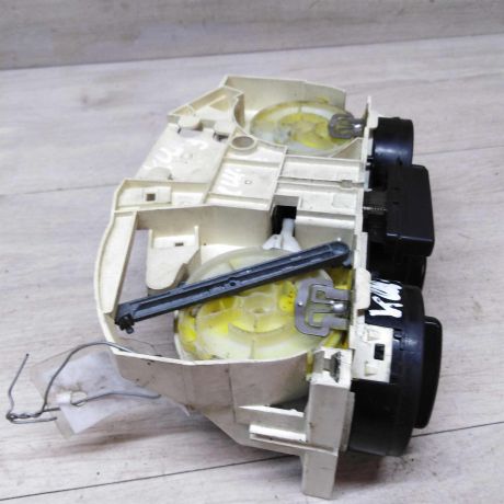 blok-upravleniia-peckoi-skoda-octavia-tour-art-27831-big-1