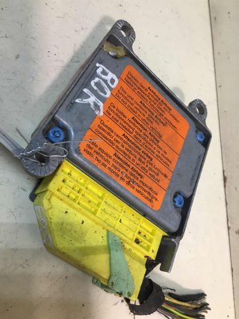 blok-upravleniia-airbag-poduskami-bezopasnosti-volkswagen-bora-bu-art-28386-big-1