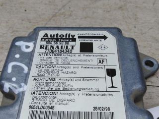 blok-upravleniia-airbag-poduskami-bezopasnosti-renault-scenic-1-art-29339