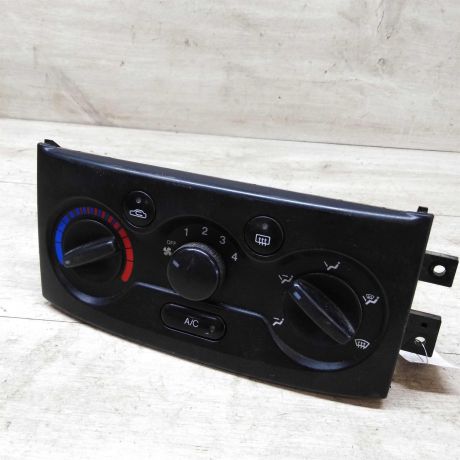 blok-upravleniia-peckoi-i-kondicionerom-chevrolet-aveo-t200-art-29476-big-0