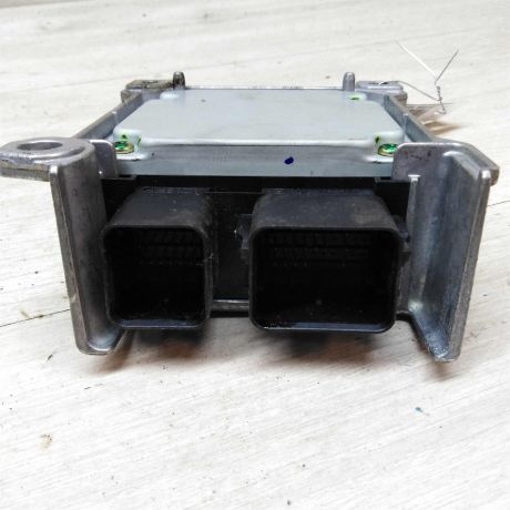 blok-upravleniia-airbag-poduskami-bezopasnosti-ford-focus-1-rest-art-29680-big-2