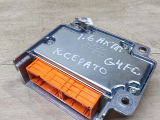 blok-upravleniia-poduskami-bezopasnosti-airbag-kia-cerato-2-art-31911