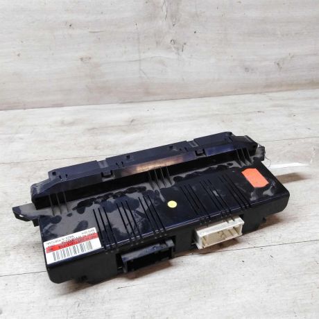blok-upravleniia-peckoi-klimat-kontrolem-i-kondicionerom-ford-focus-2-do-rest-art-32227-big-3