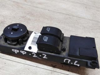 blok-upravleniia-steklopodieemnikami-ford-focus-2-do-rest-art-32229