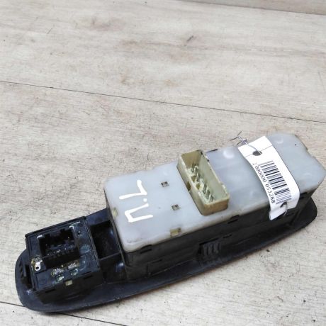 blok-upravleniia-elektro-steklopodieemnikami-hyundai-accent-2-art-32391-big-3