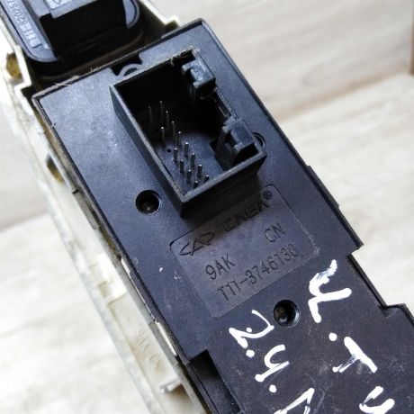 blok-upravleniia-chery-tiggo-t11-vortex-tingo-steklopodieemnikami-art-32396-big-3