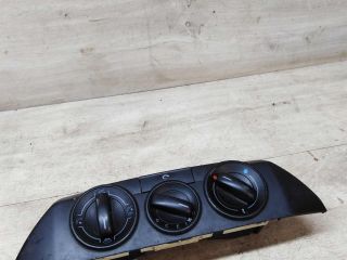 blok-upravleniia-peckoi-volkswagen-polo-4-art-32636