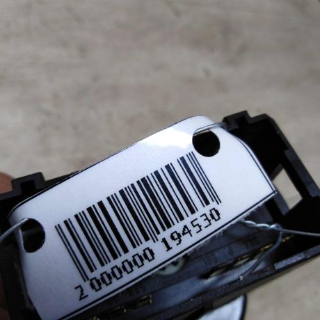 blok-upravleniia-svetom-volkswagen-polo-4-art-32699-big-3