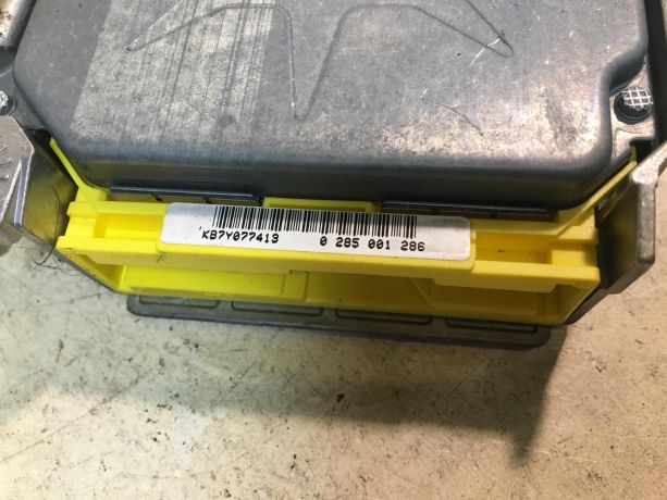 blok-upravleniia-airbag-poduskami-bezopasnosti-mitsubishi-carisma-rest-art-33098-big-2