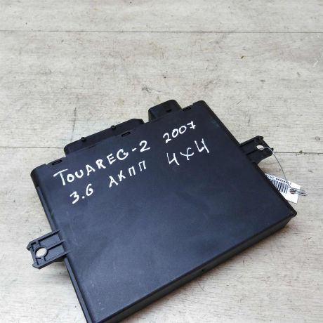 blok-upravleniia-centralnym-zamkom-3d0909139b-volkswagen-touareg-rest-art-34052-big-0