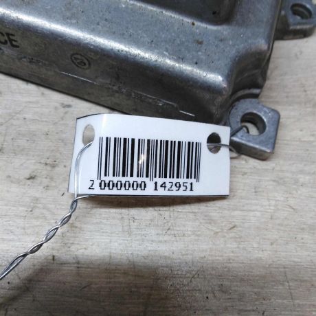 blok-upravleniia-airbag-poduskami-bezopasnosti-audi-a4-b6-8e-25-tdi-art-34288-big-1