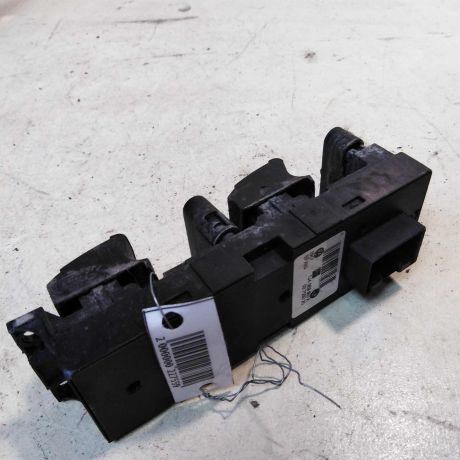 blok-upravleniia-elektro-steklopodieemnikami-skoda-octavia-tour-16-akl-volkswagen-golf-4-volkswagen-bora-art-34366-big-1