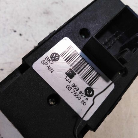 blok-upravleniia-elektro-steklopodieemnikami-skoda-octavia-tour-16-akl-volkswagen-golf-4-volkswagen-bora-art-34366-big-2