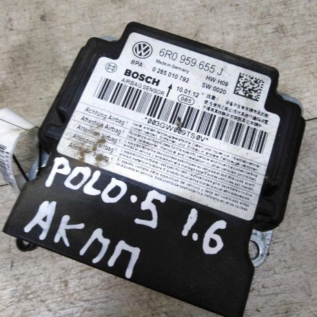 blok-upravleniia-airbag-poduskami-bezopasnosti-volkswagen-polo-sedan-art-34967-big-0