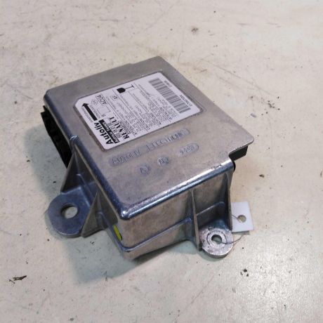 blok-upravleniia-air-bag-renault-megane-2-sedan-art-34993-big-0