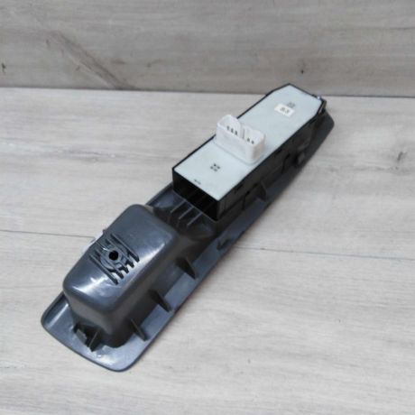 blok-upravleniia-steklopodieemnikami-chevrolet-lacetti-art-35208-big-1