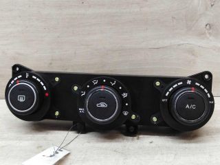 blok-upravleniia-peckoi-kia-ceed-art-35401