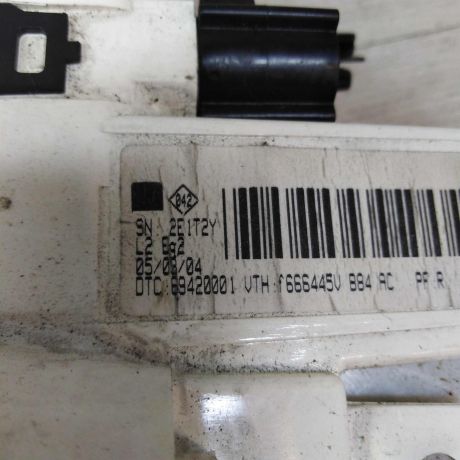 blok-upravleniia-peckoi-renault-megane-2-do-rest-art-35587-big-1