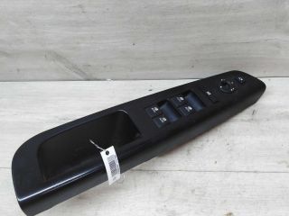 blok-upravleniia-steklopodieemnikami-kia-ceed-art-35716