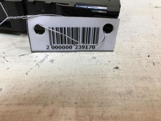 blok-upravleniia-parktronikami-toyota-camry-v50-art-36626-big-1