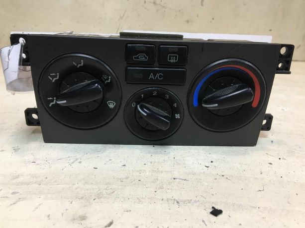 blok-upravleniia-peckoi-i-kondicionerom-hyundai-elantra-3-xd-2-rest-art-37516-big-0