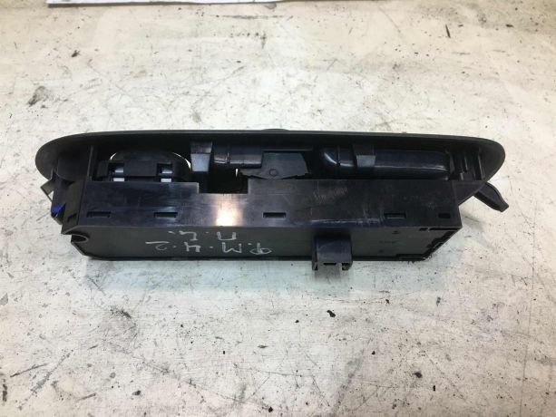 blok-upravleniia-steklopodieemnikami-ford-mondeo-4-kgba-16i-rest-art-39204-big-1
