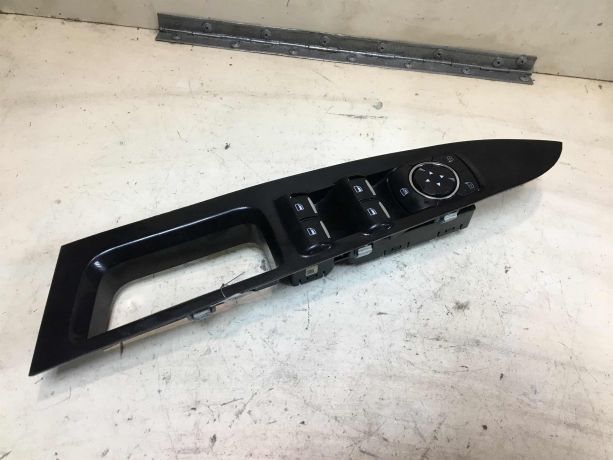 blok-upravleniia-steklopodieemnikami-ford-fusion-usa-ford-mondeo-5-se-ecoboost-art-40211-big-0