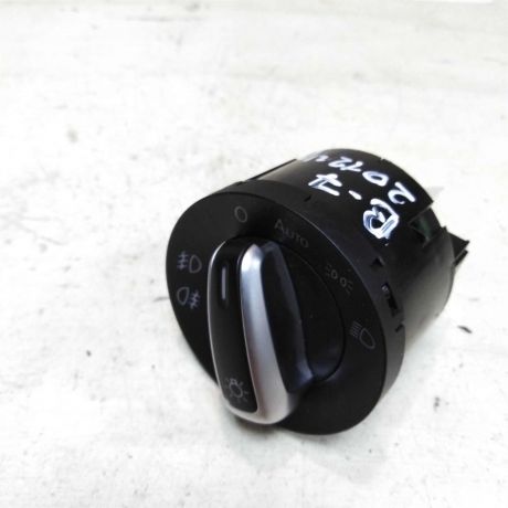 blok-upravleniia-svetom-volkswagen-passat-b7-art-40866-big-0
