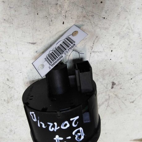 blok-upravleniia-svetom-volkswagen-passat-b7-art-40866-big-3
