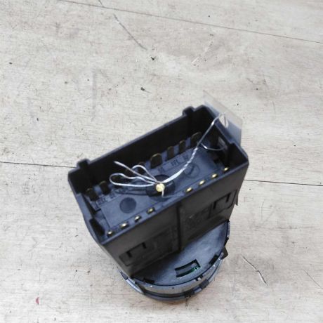 blok-upravleniia-svetom-volkswagen-passat-b5-gp-art-42425-big-2